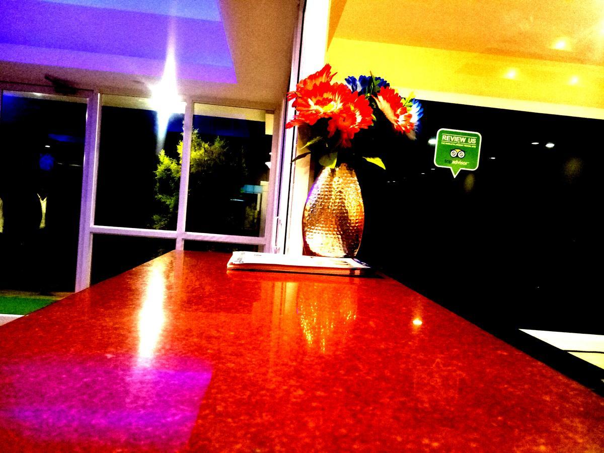 阿尔拉套房酒店 班加罗尔 外观 照片